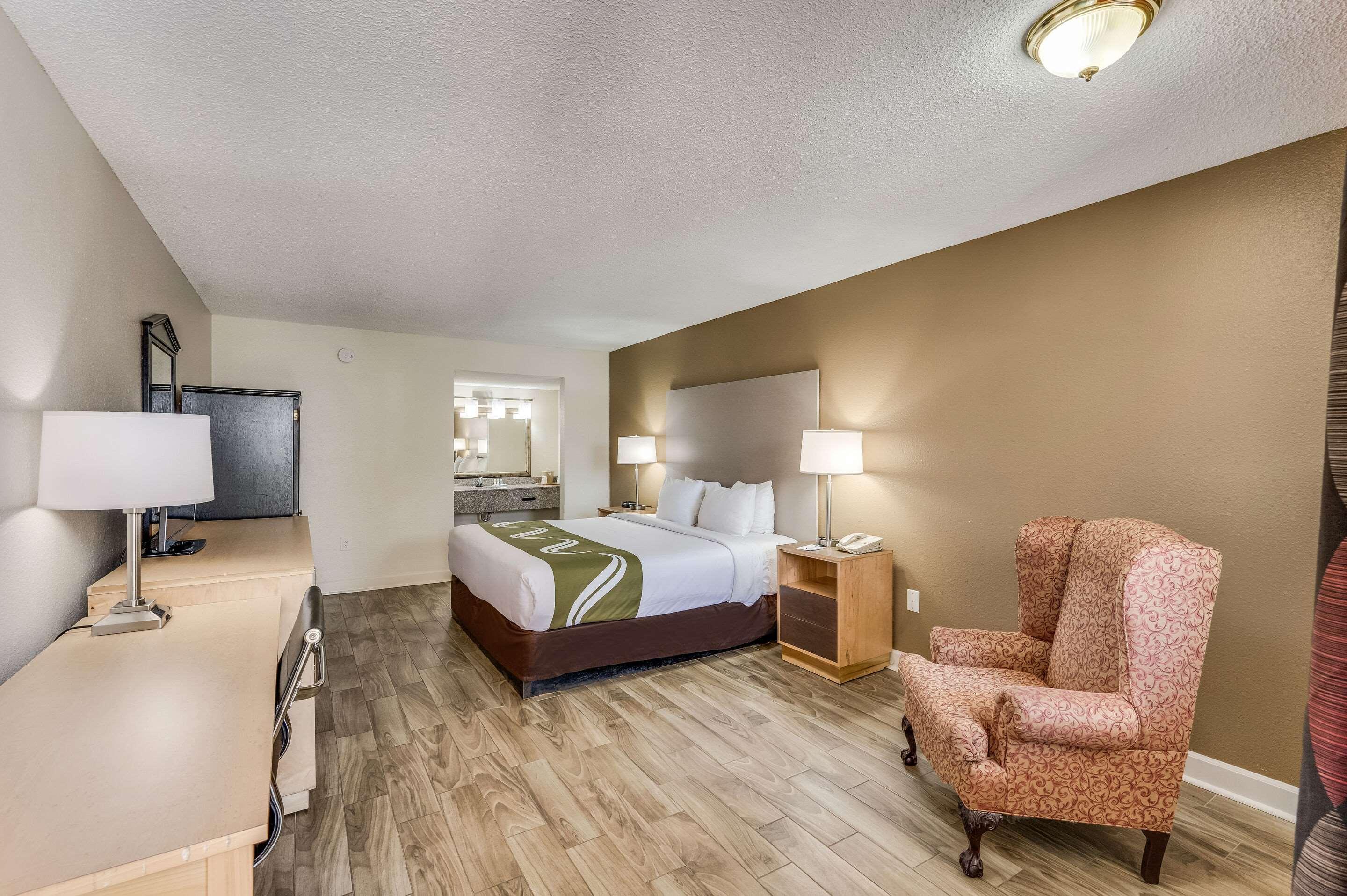 Quality Inn & Suites Hot Springs-Lake Hamilton Exteriér fotografie
