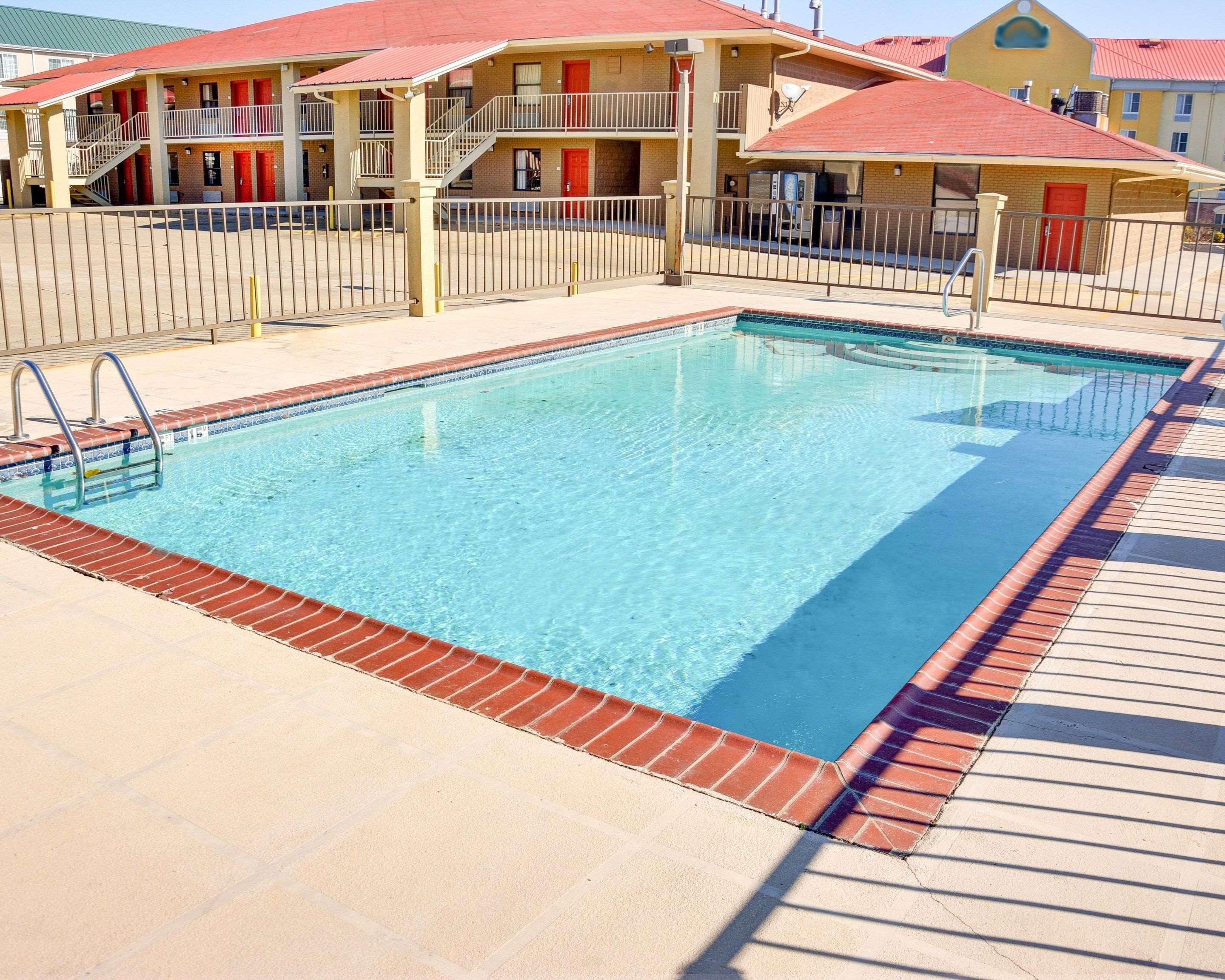 Quality Inn & Suites Hot Springs-Lake Hamilton Exteriér fotografie