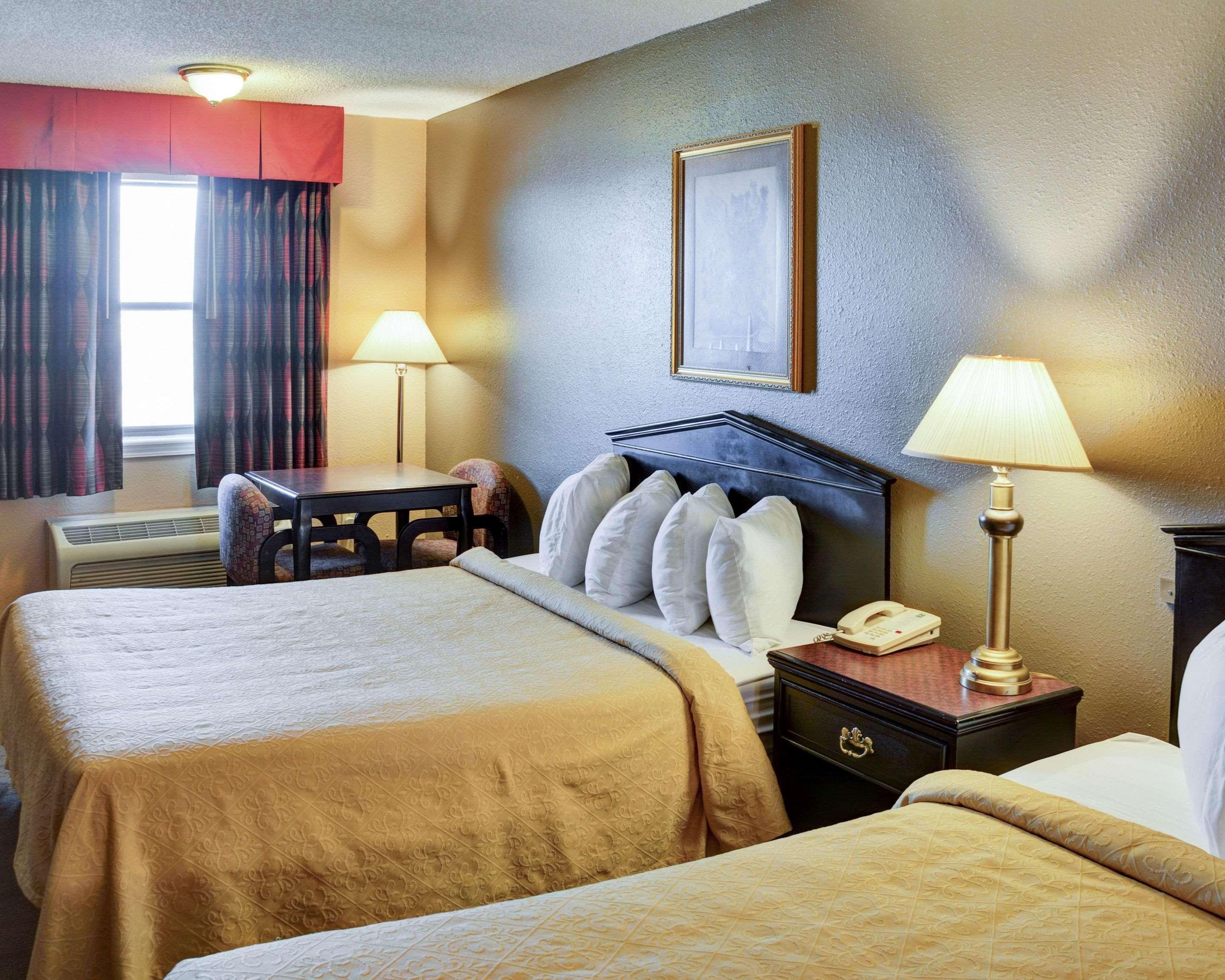 Quality Inn & Suites Hot Springs-Lake Hamilton Exteriér fotografie